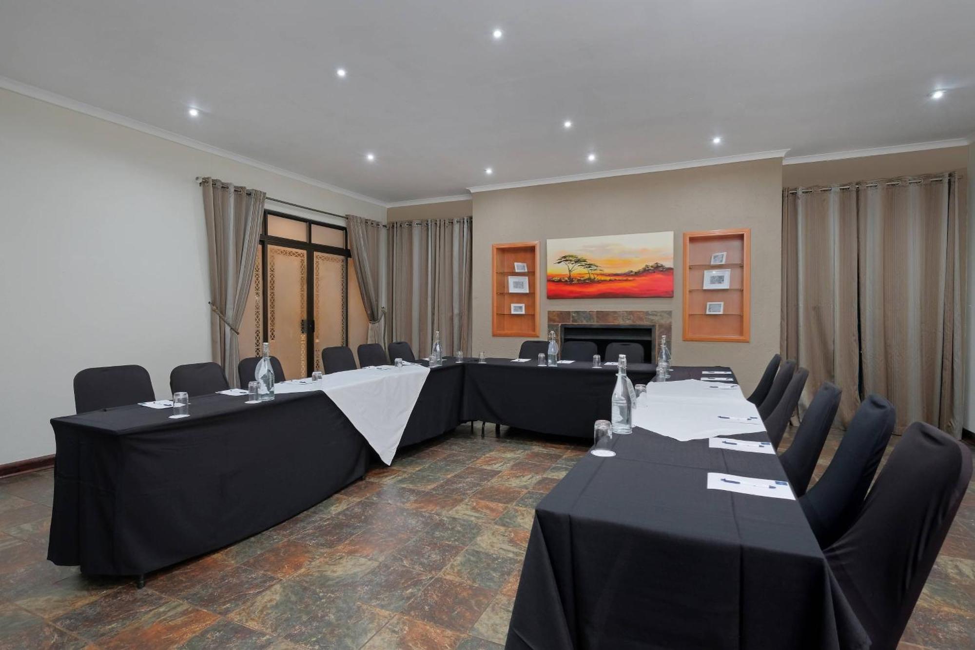 Protea Hotel By Marriott Polokwane Landmark Dış mekan fotoğraf