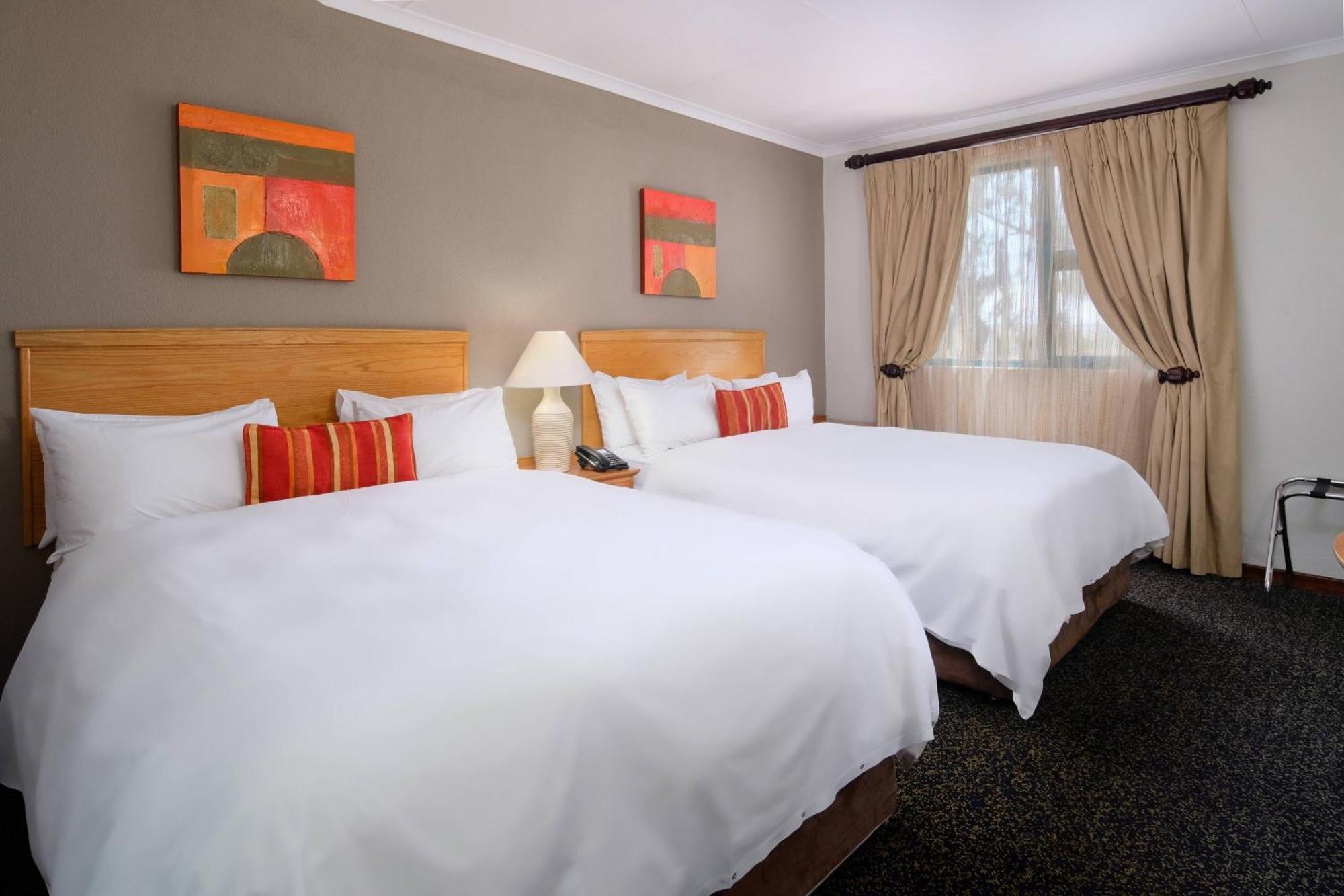 Protea Hotel By Marriott Polokwane Landmark Dış mekan fotoğraf